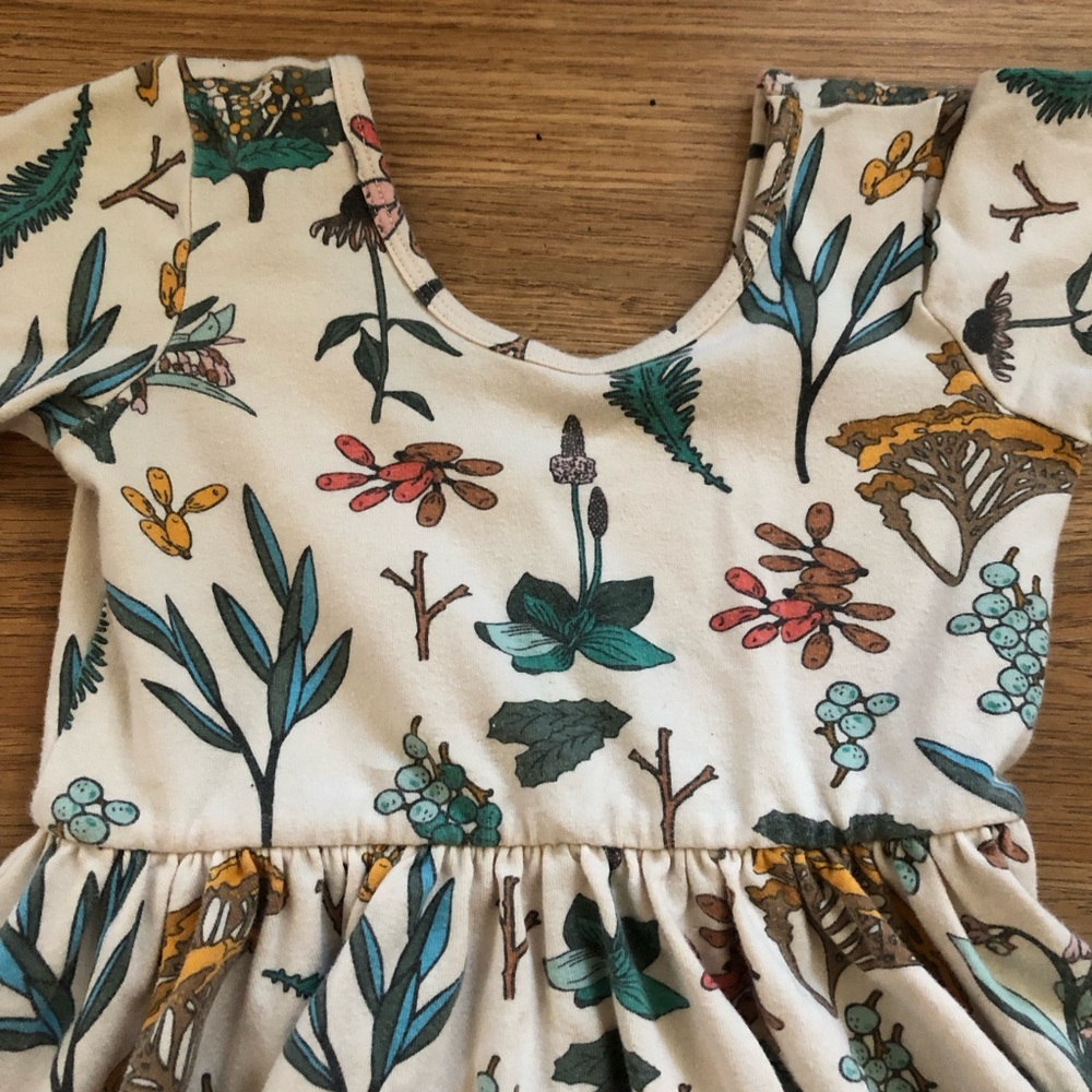 Alice + Ames Herbal Study Floral Dress - Picture 3 of 6
